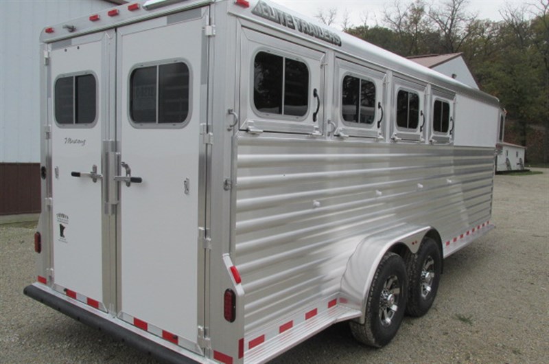 Trailer Photo 7