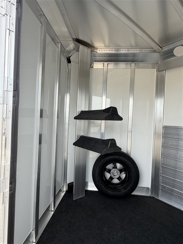 Trailer Photo 10
