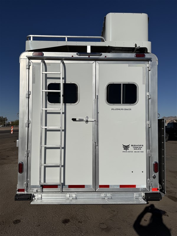 Trailer Photo 12