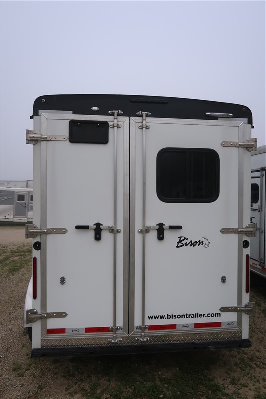 2026 Bison 7208 2 horse lq j5058