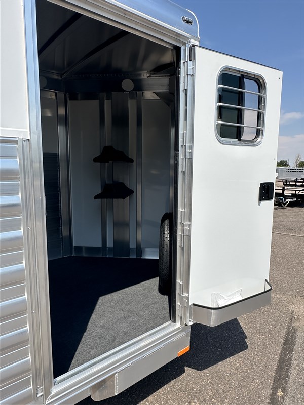 Trailer Photo 6
