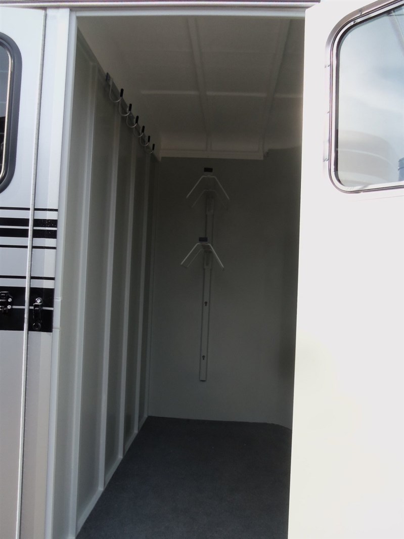 Trailer Photo 9