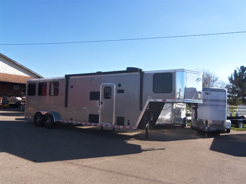 Trailer Photo 11