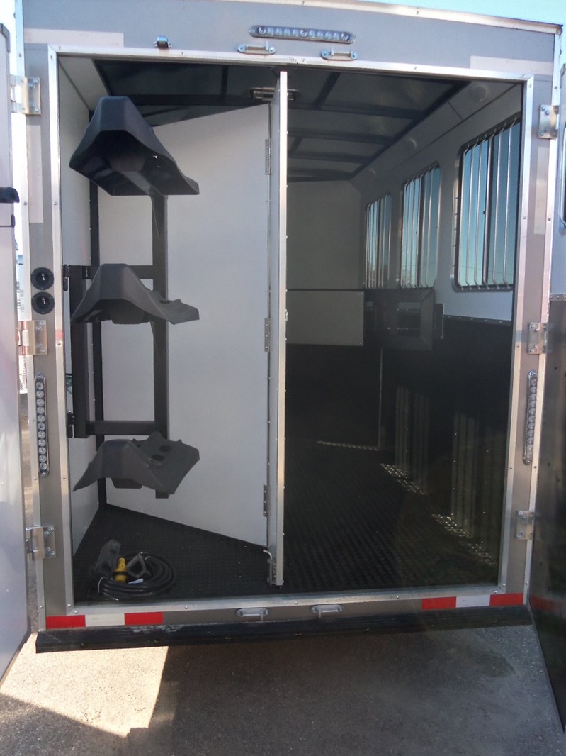 Trailer Photo 7