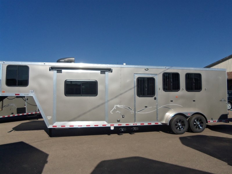 Trailer Photo 8