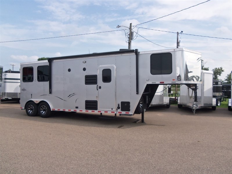 Trailer Photo 15