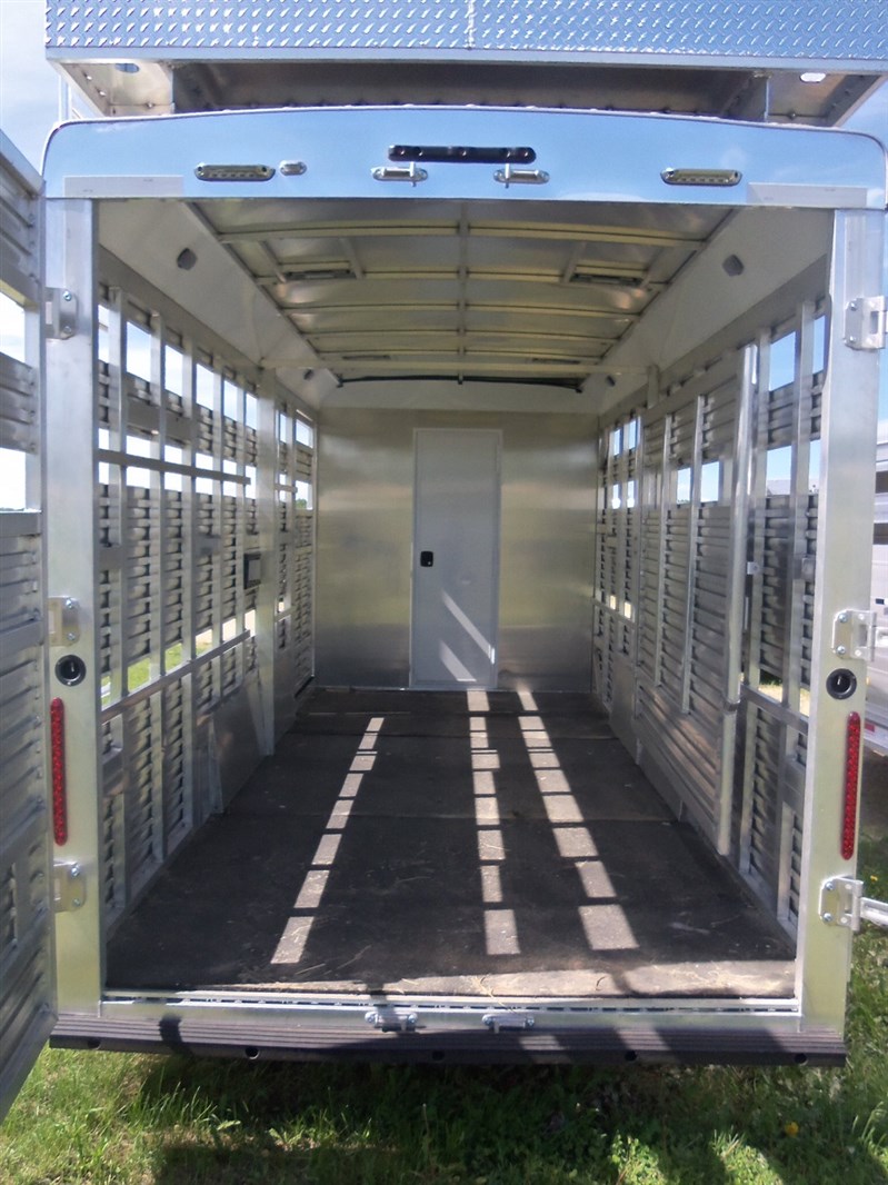 Trailer Photo 6