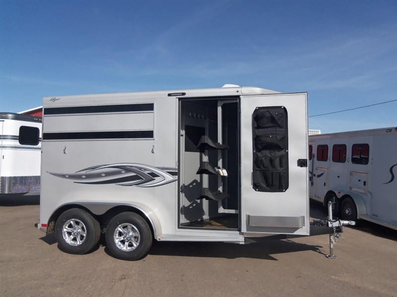 2022 Titan 2 horse royal i bp