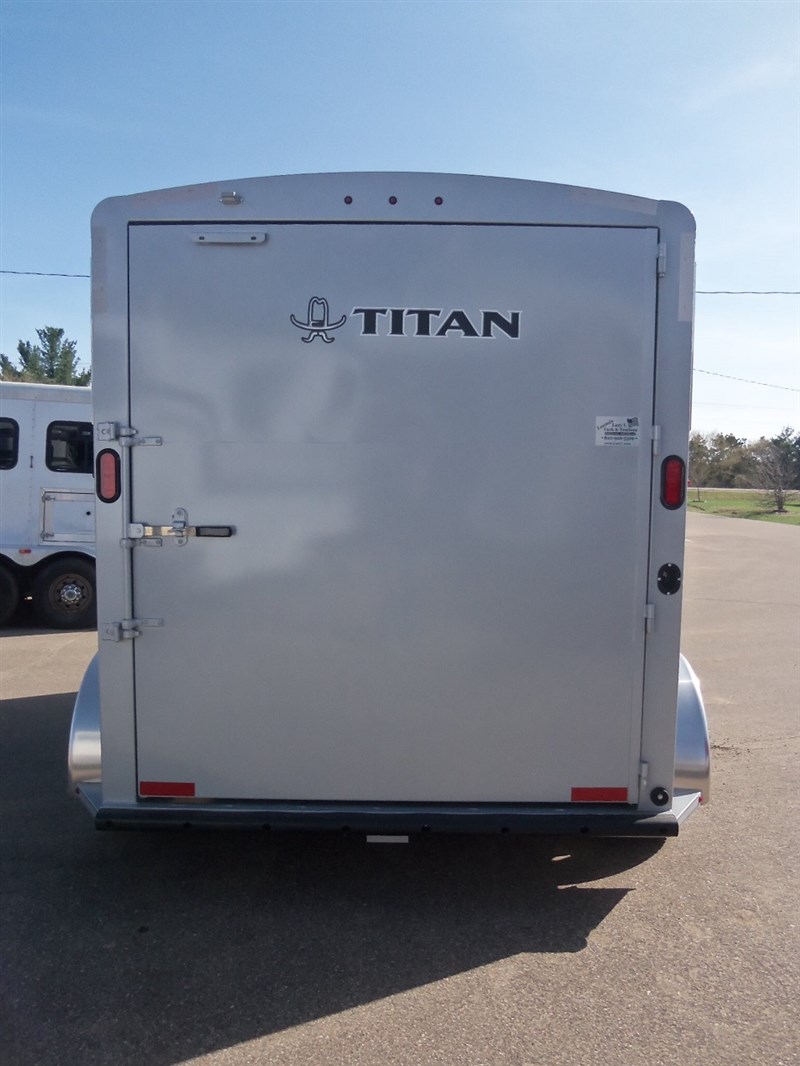 2022 Titan 2 horse royal i bp
