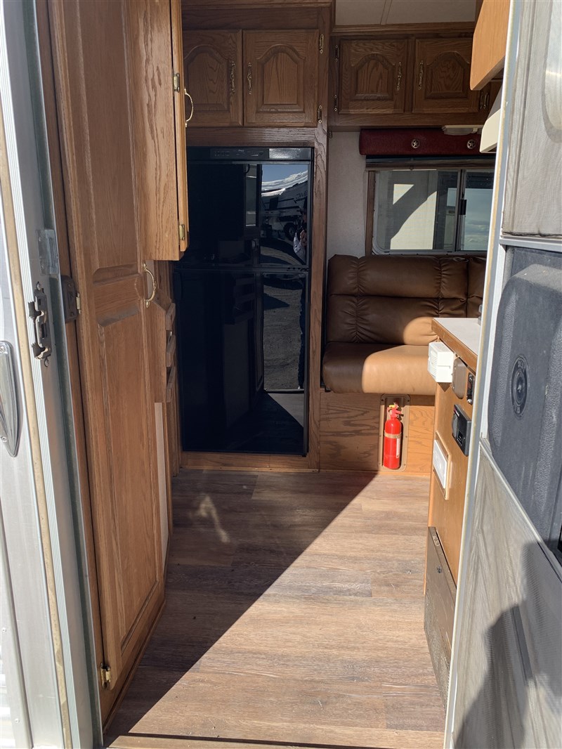 Trailer Photo 11