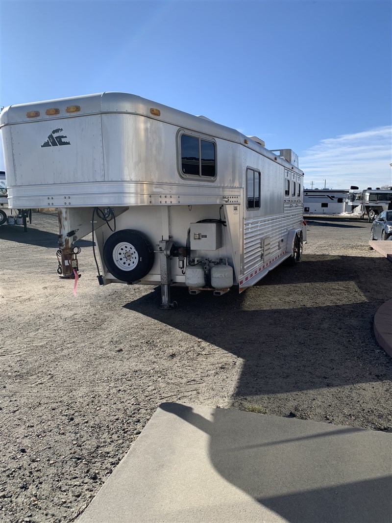 Trailer Photo 3