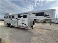 2026 4 horse Platinum Coach 4 Horse Trailer w/Side Tack, Mangers, Drop Downs