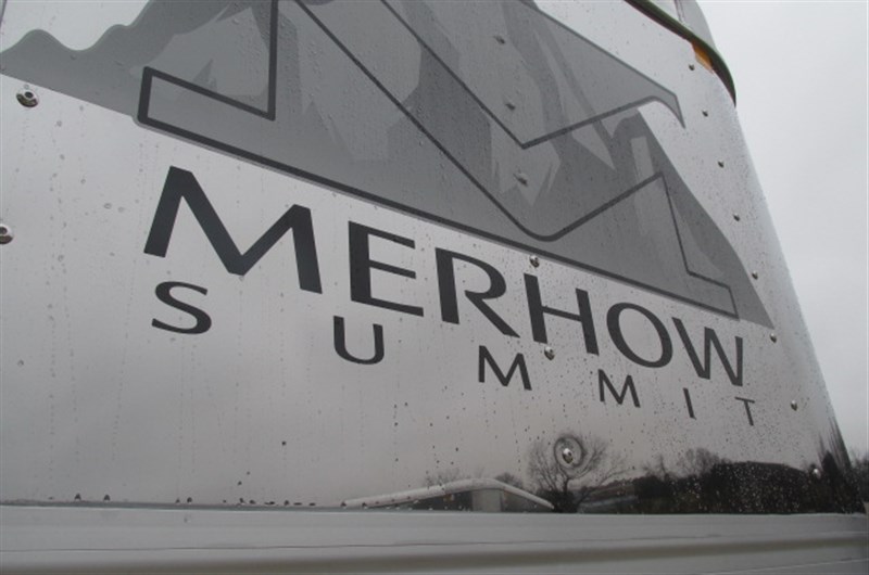 2026 Merhow 8315 summit -- hickory cabinets *fair special!!