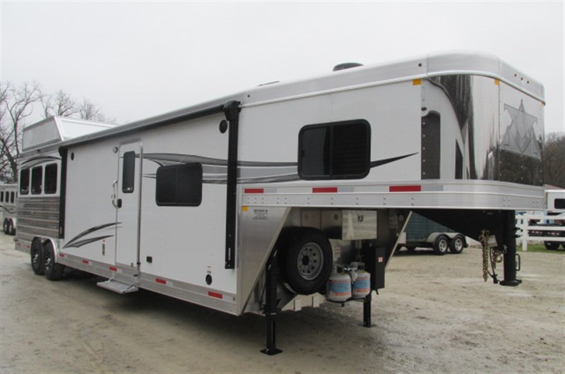 Trailer Photo 7
