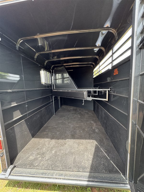 2026 Calico 3h bpw/drops,s/o racks,rubber,pads on lot now