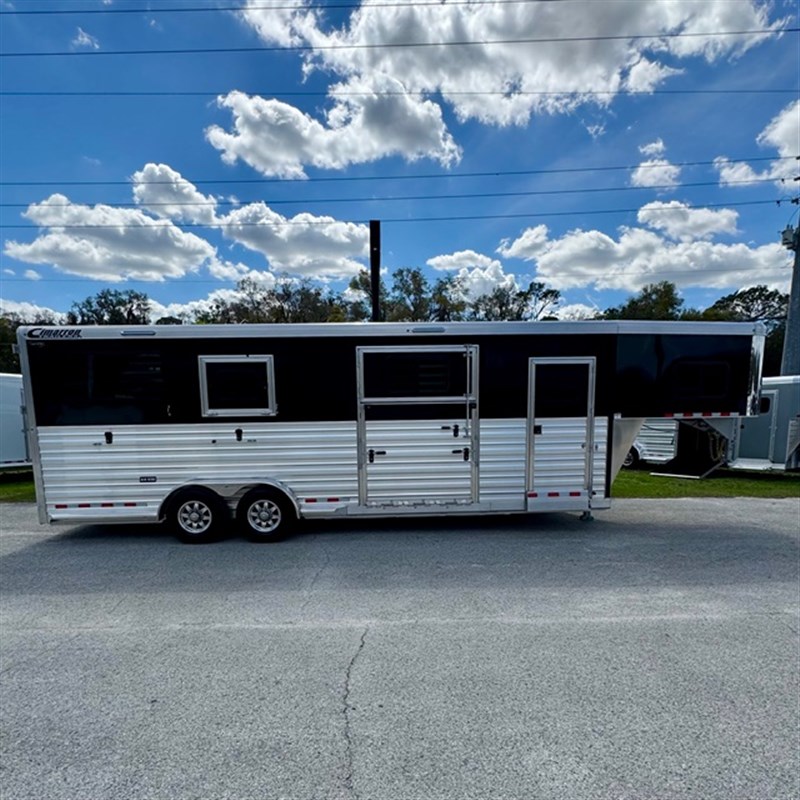 Trailer Photo 11