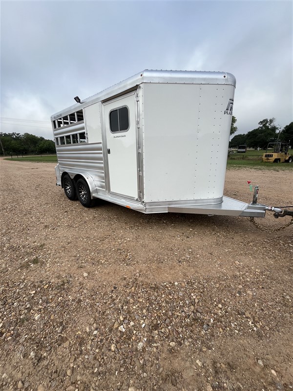 Trailer Photo 13