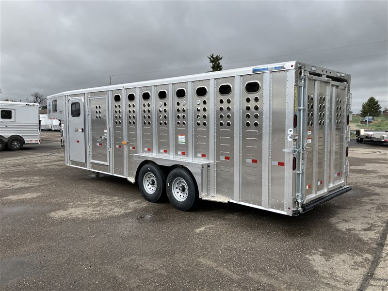 2027 Merritt 24' lariat stock combo