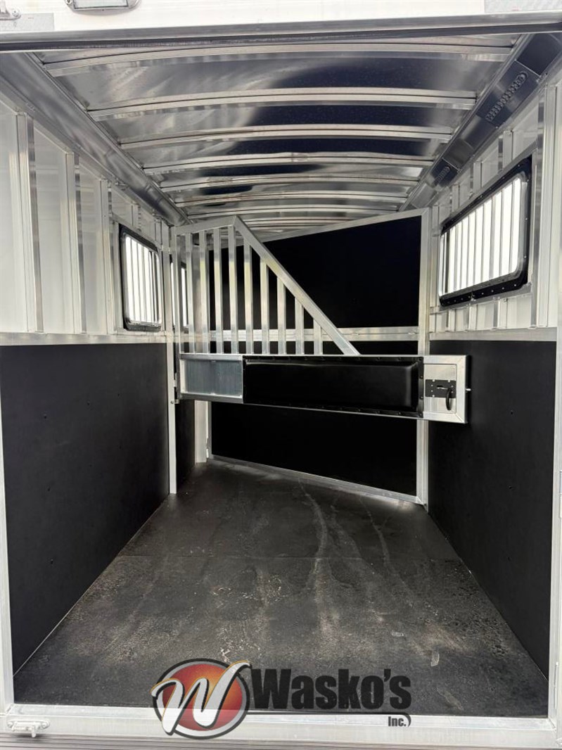 Trailer Photo 14