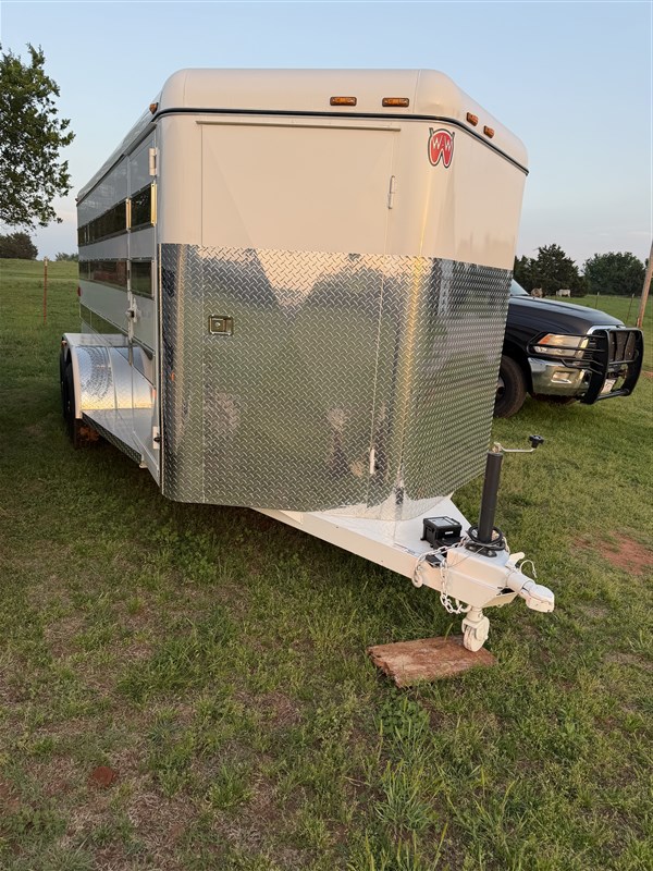 2026 W-W show pig trailer