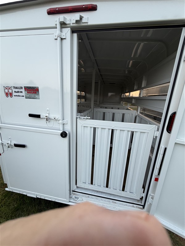 Trailer Photo 15
