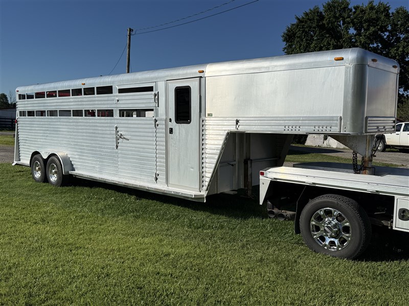 Trailer Photo 3