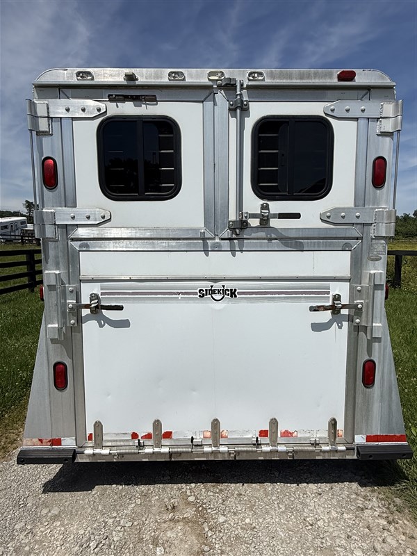 Trailer Photo 4