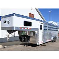 2026 5 horse 4 Star 24' Deluxe Stock Combo with Cowboy Tack