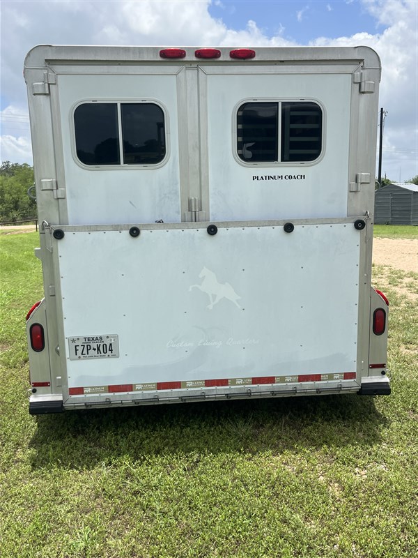 Trailer Photo 3