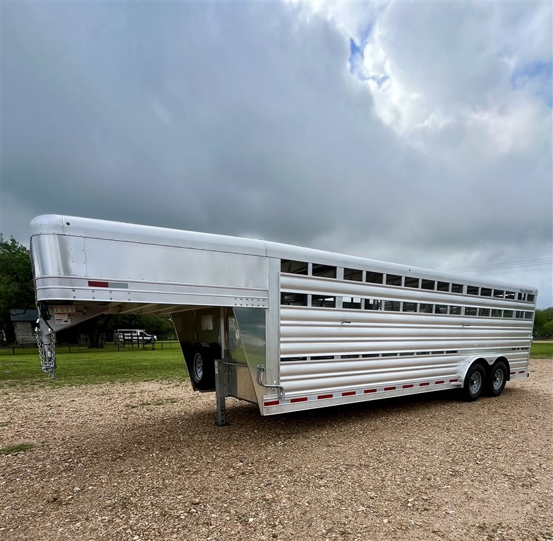 Trailer Photo 14