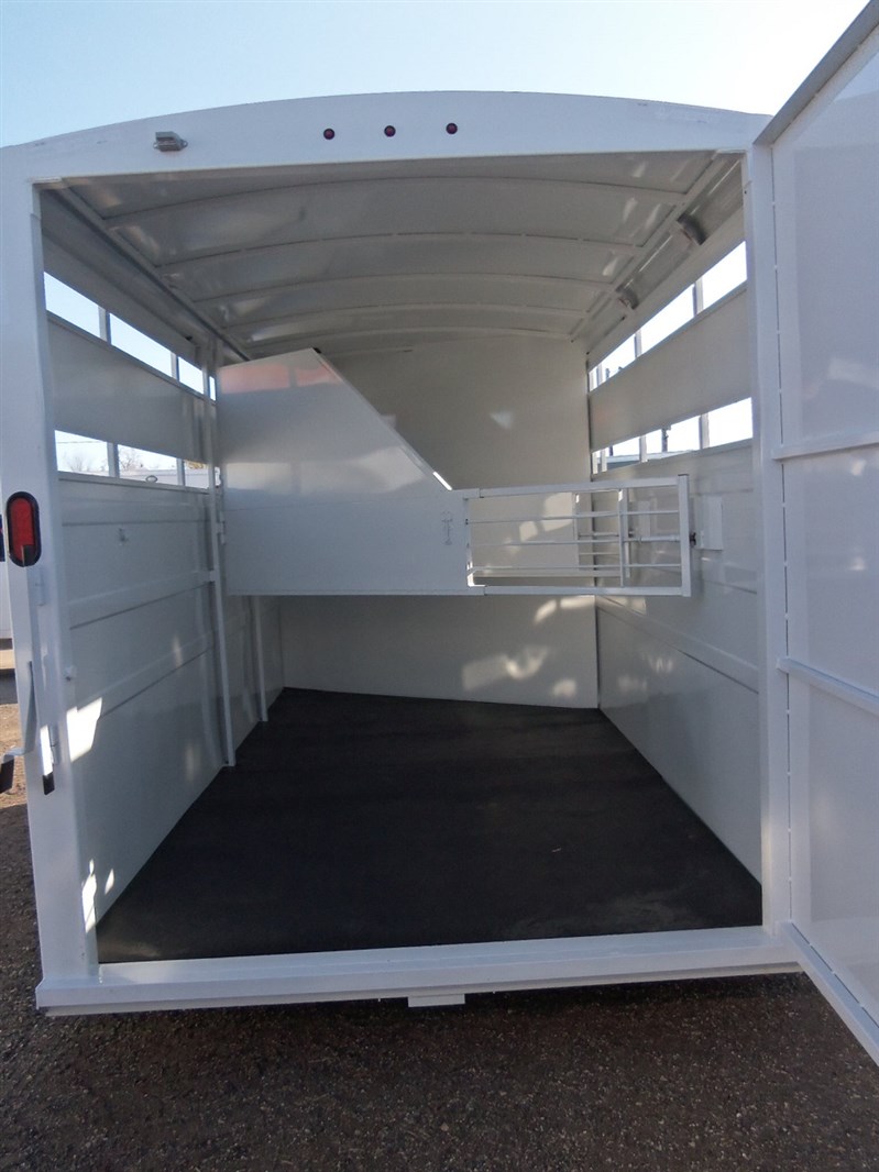 Trailer Photo 4