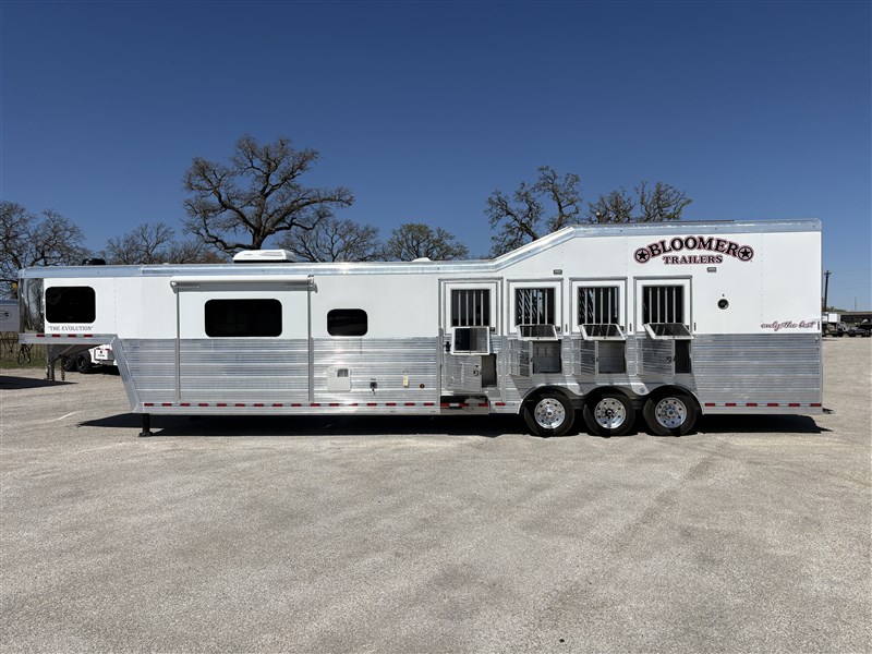 Trailer Photo 24