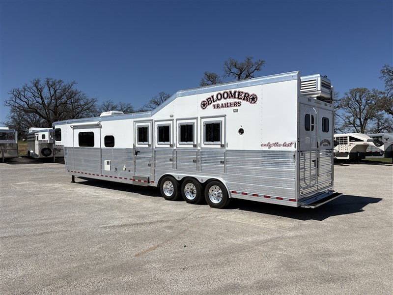 Trailer Photo 25