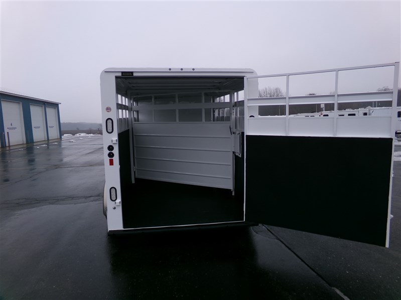 Trailer Photo 4