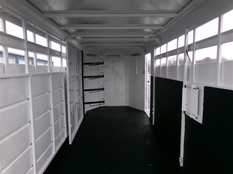 Trailer Photo 7