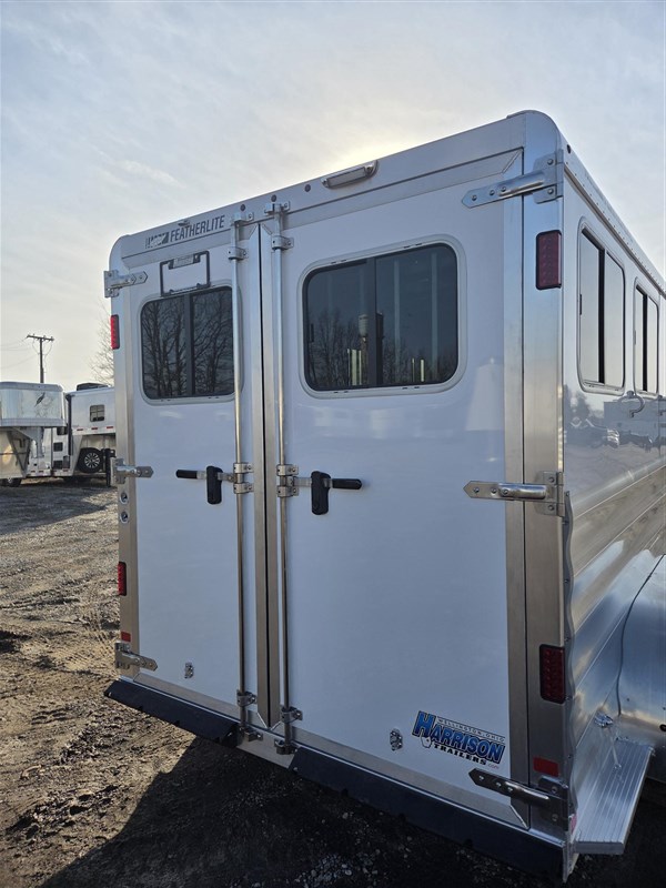 Trailer Photo 3