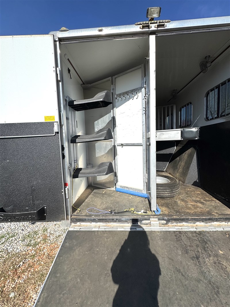 Trailer Photo 14
