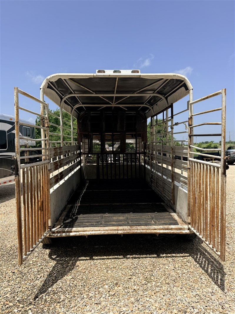 Trailer Photo 7