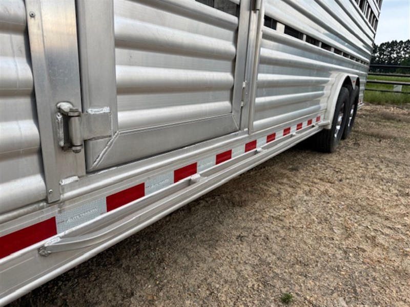 Trailer Photo 20
