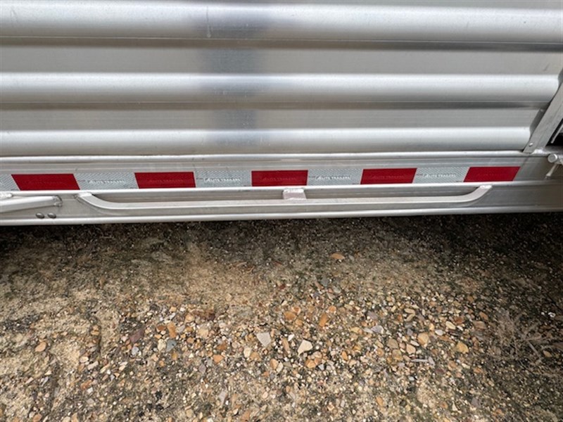 Trailer Photo 22
