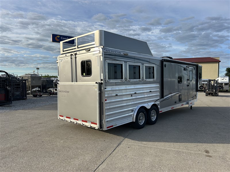 Trailer Photo 2