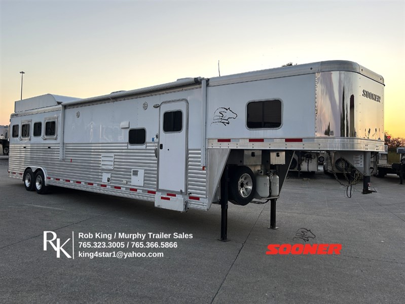 2019 Sooner Trailers 34' 4H Slant 16' LQ