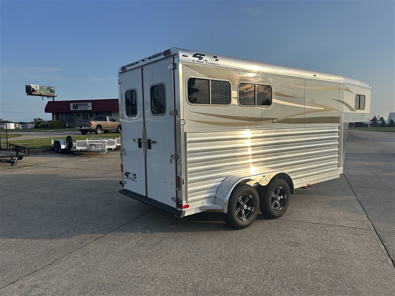 Trailer Photo 2