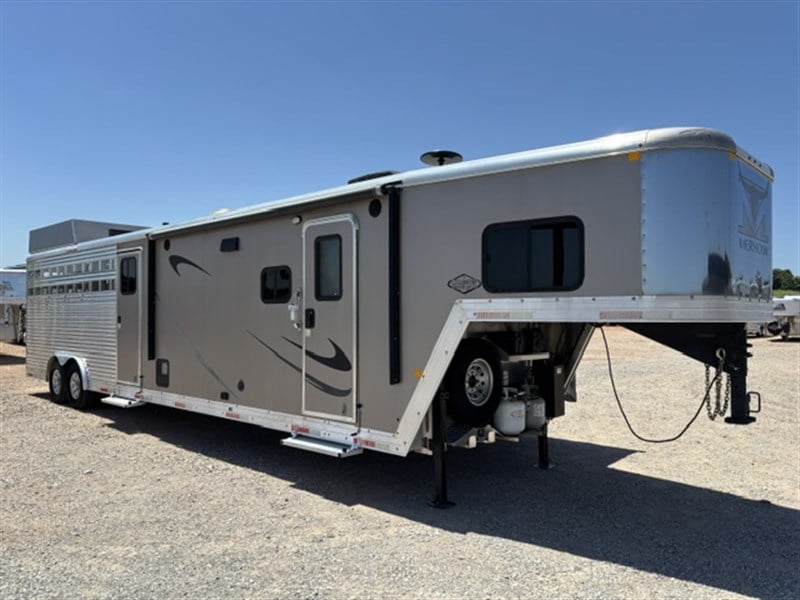 2019 Merhow Merhow Stock Combo 12' Living Quarters with Slide