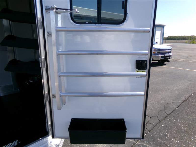 Trailer Photo 8
