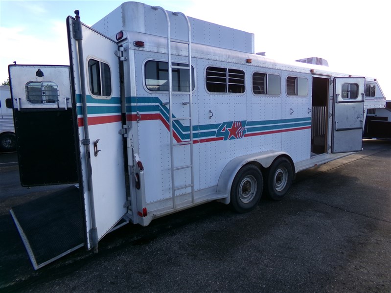 Trailer Photo 11