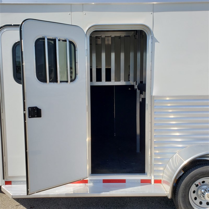 Trailer Photo 10