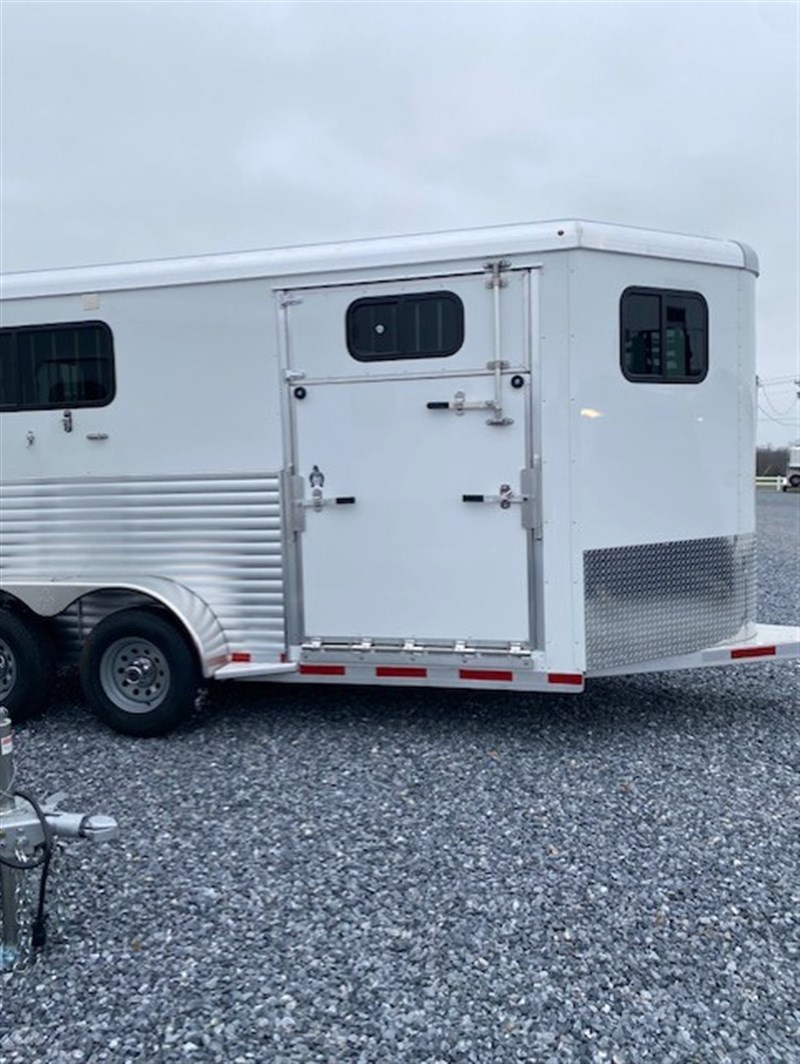Trailer Photo 24
