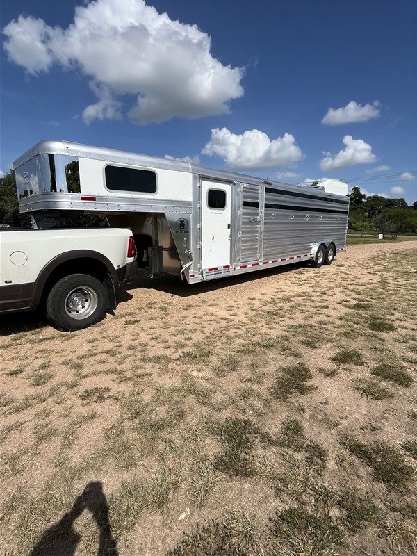 Trailer Photo 20