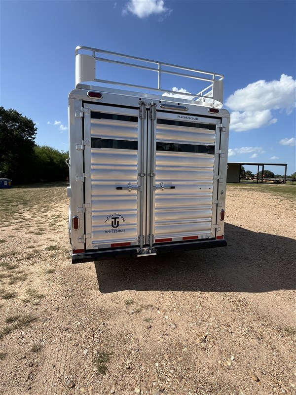 Trailer Photo 24